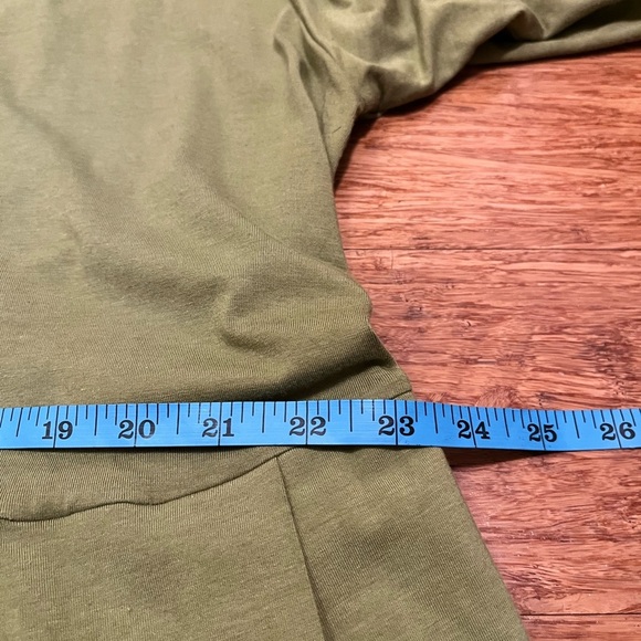 bryn Walker Chartreuse Green Long Sleeve Tunic Dress w/pockets. Size Large - Picture 13 of 14